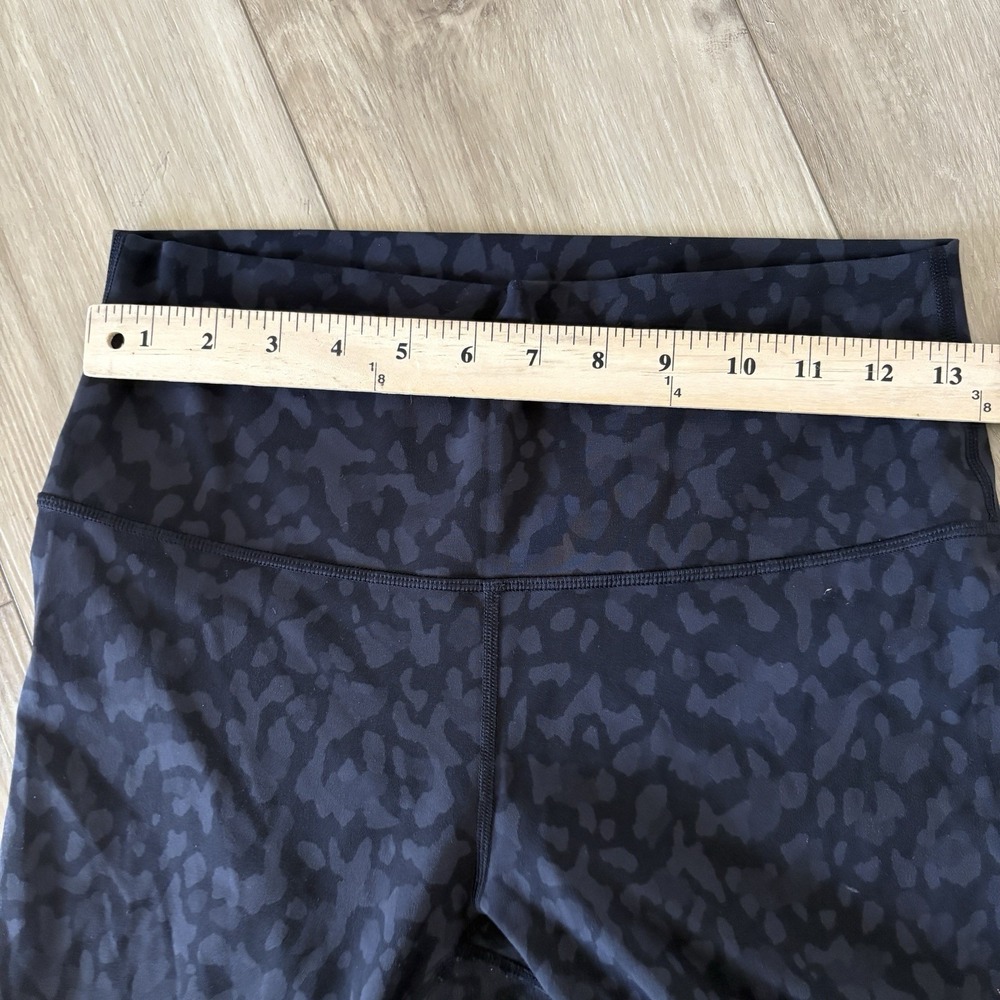 Lululemon Wunder Under High Rise Leggings Black Camo Luxtreme Size 8 - Picture 4 of 7